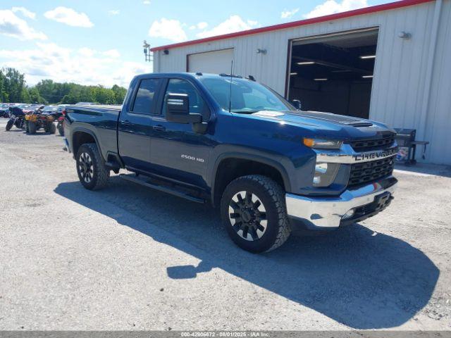  Salvage Chevrolet Silverado 2500