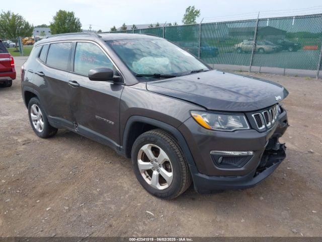  Salvage Jeep Compass