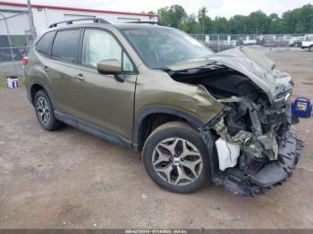  Salvage Subaru Forester