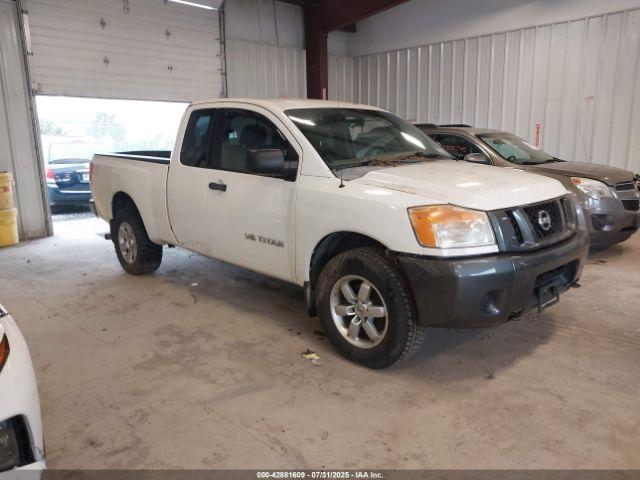  Salvage Nissan Titan