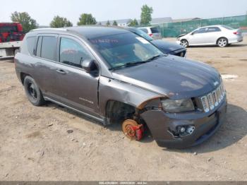  Salvage Jeep Compass