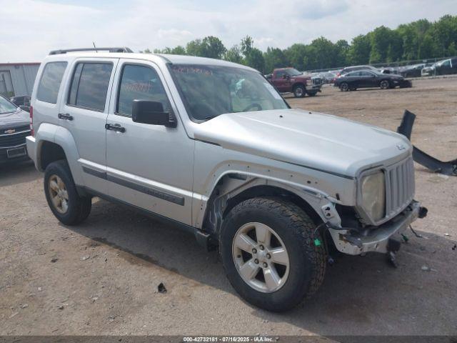  Salvage Jeep Liberty
