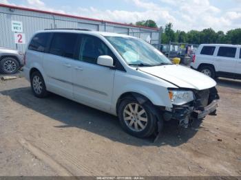  Salvage Chrysler Town & Country
