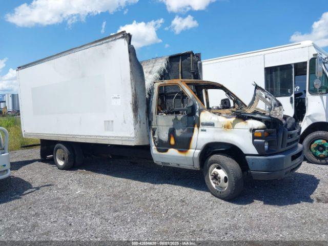  Salvage Ford E-350