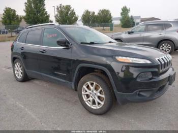  Salvage Jeep Cherokee