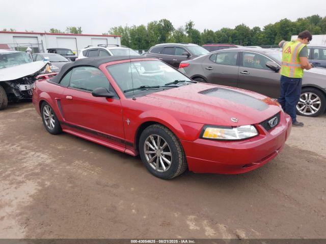  Salvage Ford Mustang