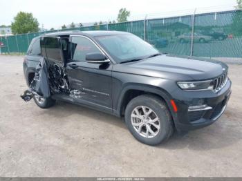  Salvage Jeep Grand Cherokee