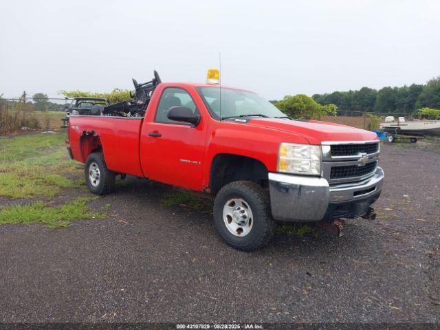  Salvage Chevrolet Silverado 2500