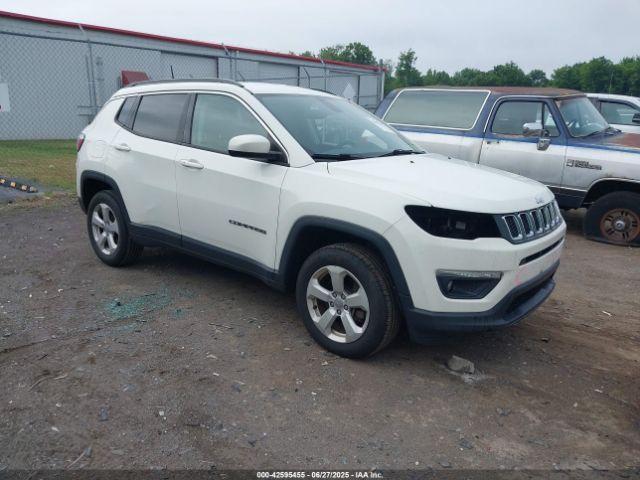  Salvage Jeep Compass