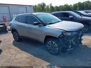  Salvage Jeep Compass