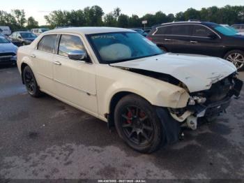  Salvage Chrysler 300c