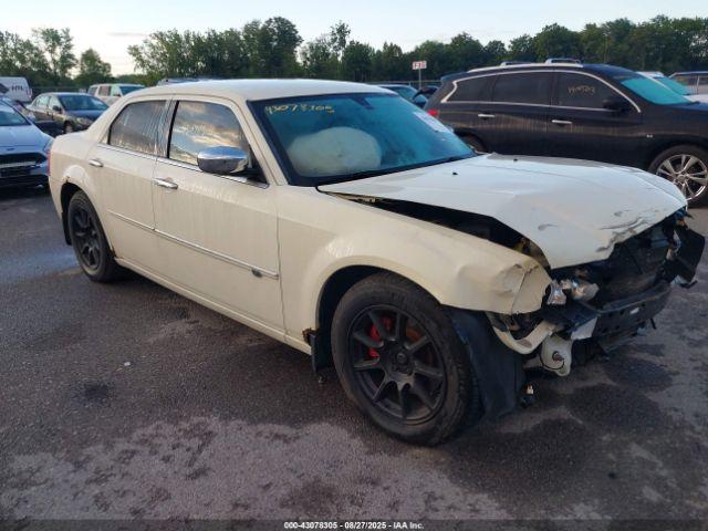  Salvage Chrysler 300c