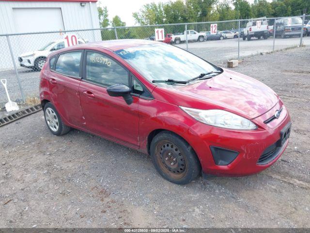  Salvage Ford Fiesta