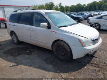  Salvage Kia Sedona