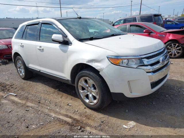  Salvage Ford Edge