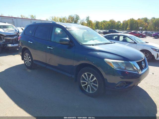 Salvage Nissan Pathfinder