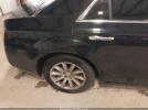 Chrysler 300 Limited Image 9