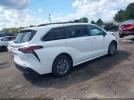 Toyota Sienna Le Image 12