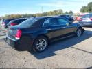 Chrysler 300c Image 12