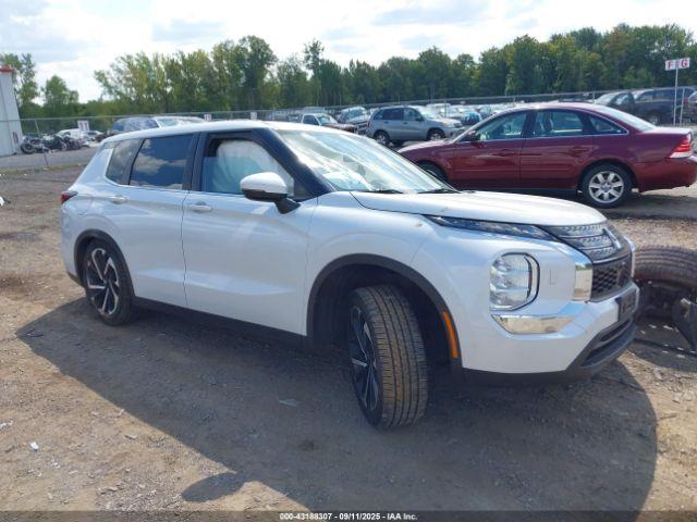  Salvage Mitsubishi Outlander