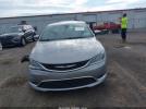 Chrysler 200 Limited Platinum Image 16