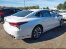 Lexus LS Image 13
