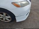 Toyota Camry Se Image 11