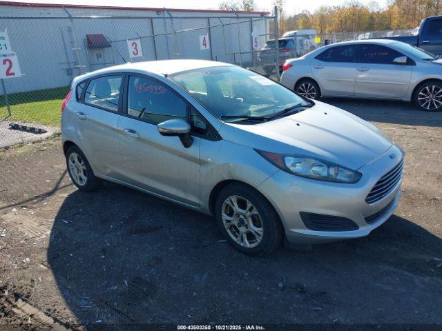  Salvage Ford Fiesta