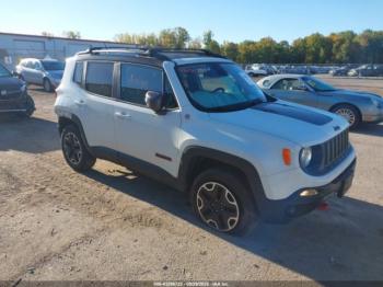  Salvage Jeep Renegade