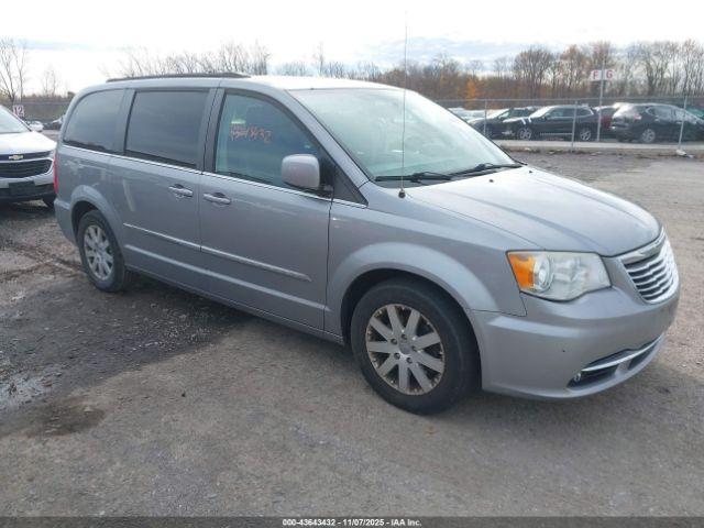  Salvage Chrysler Town & Country