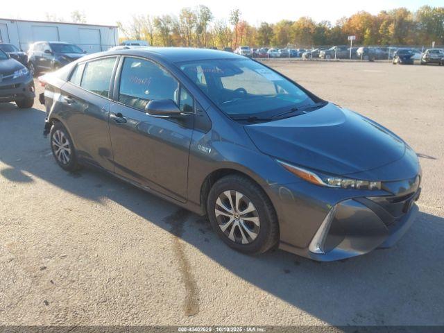  Salvage Toyota Prius Prime