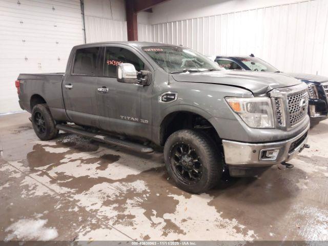  Salvage Nissan Titan