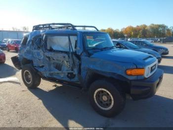  Salvage Toyota FJ Cruiser
