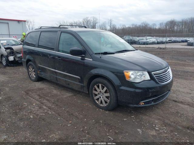  Salvage Chrysler Town & Country