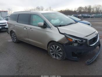  Salvage Kia Sedona