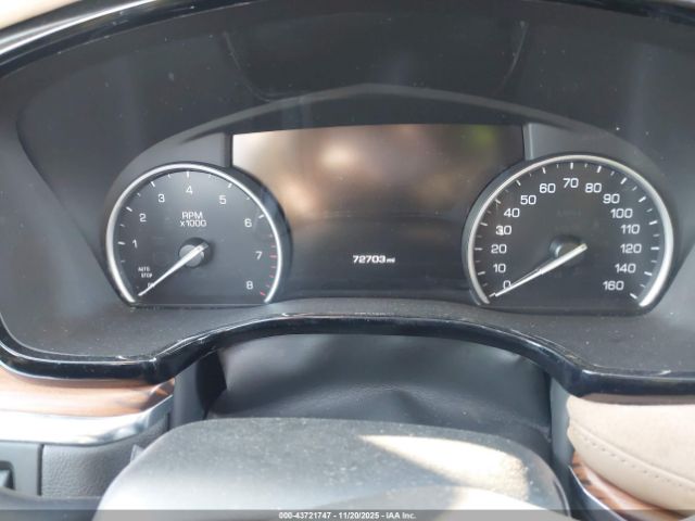 Cadillac XT5 Platinum Image 6