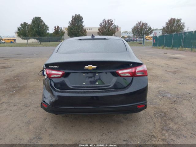 Chevrolet Malibu Fwd Lt Image 12