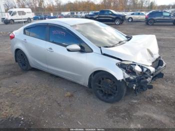 Salvage Kia Forte