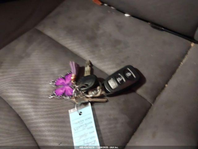 Hyundai ELANTRA Gls Image 6