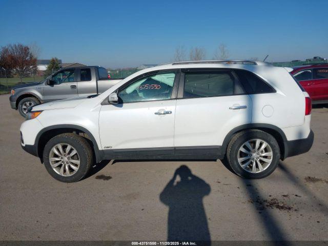 Kia Sorento Ex Image 11