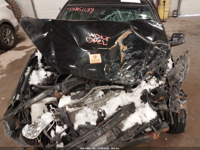 Hyundai ELANTRA Gls Image 3