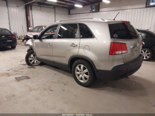 Kia Sorento Lx Image 4