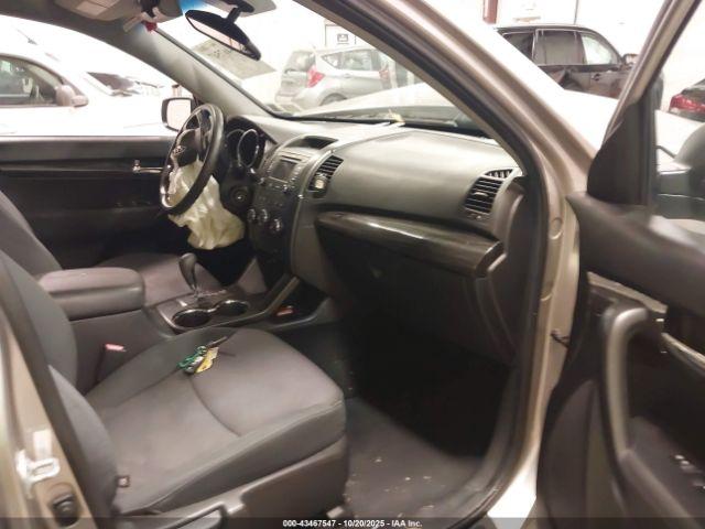 Kia Sorento Lx Image 6