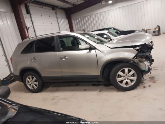 Kia Sorento Lx Image 11