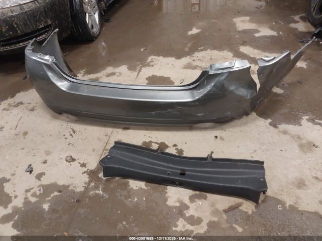 Nissan Altima Image 9