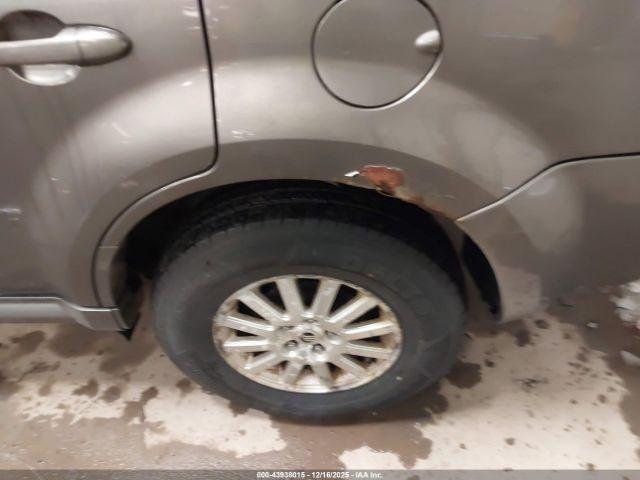 Mercury Mariner Premier Image 11