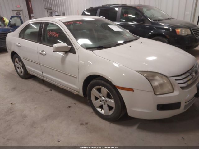 Ford Fusion Se Image 1