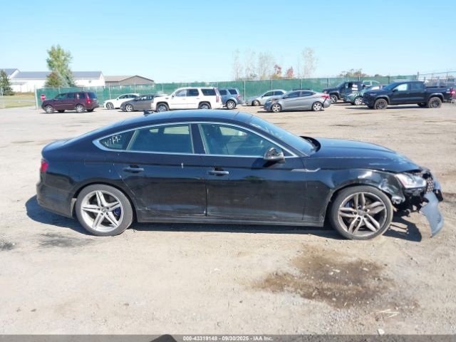 Audi A5 45 Premium Image 10