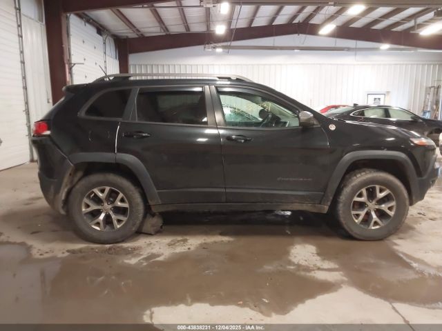 Jeep Cherokee Trailhawk Image 6