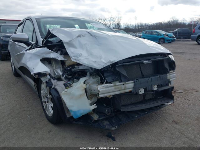 Ford Fusion S Image 3